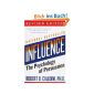 Influence: The Psychology of Persuasion (Collins Business Essentials) (Paperback)