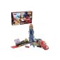 Disney Cars 2 - Deluxe Mack Truck Cast Game Set racing world (Toys)
