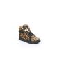 Ideal Shoes - Sneakers with Velcro band adorned with a metal plate and closing decorated lights Metallic Bernice (Clothing)
