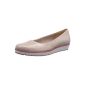 Top beige design and ultra comfortable insole