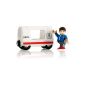 Brio - 33509 - Construction game - Travellers with Passenger Wagon (Toy)